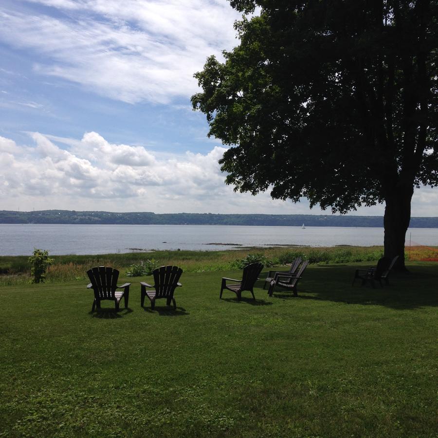 Auberge Les Blancs Moutons Saint-Laurent-de-l'ile d'Orleans Dış mekan fotoğraf